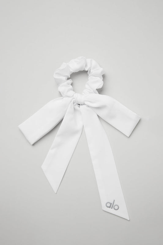 Love Knots Tie Scrunchie — White