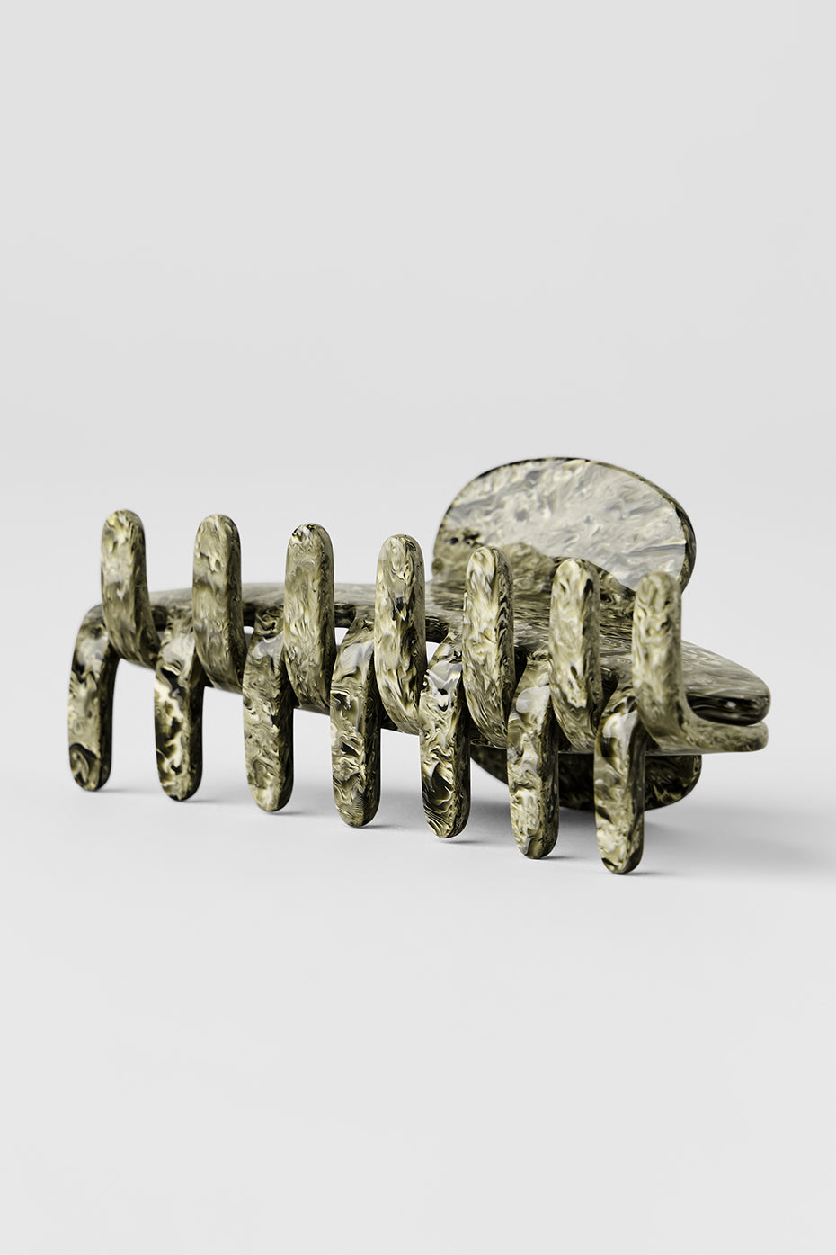 90's Claw Clip — Green Olive Marble