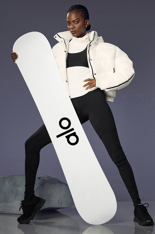 Glacier Snowboard — Black/White