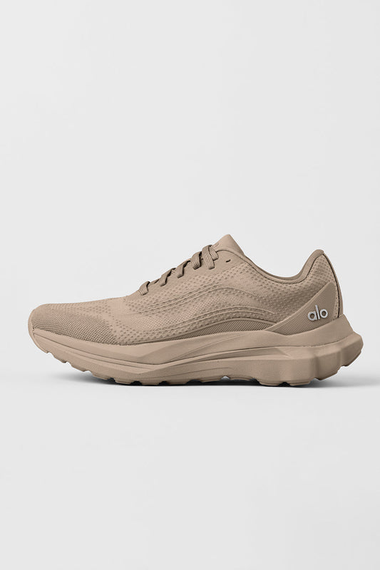 Runner — Gravel