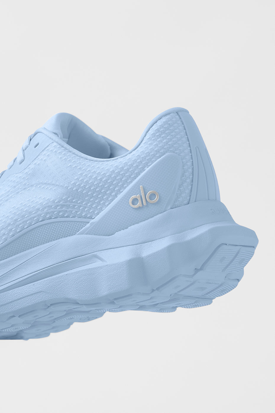 Runner — Seashell Blue