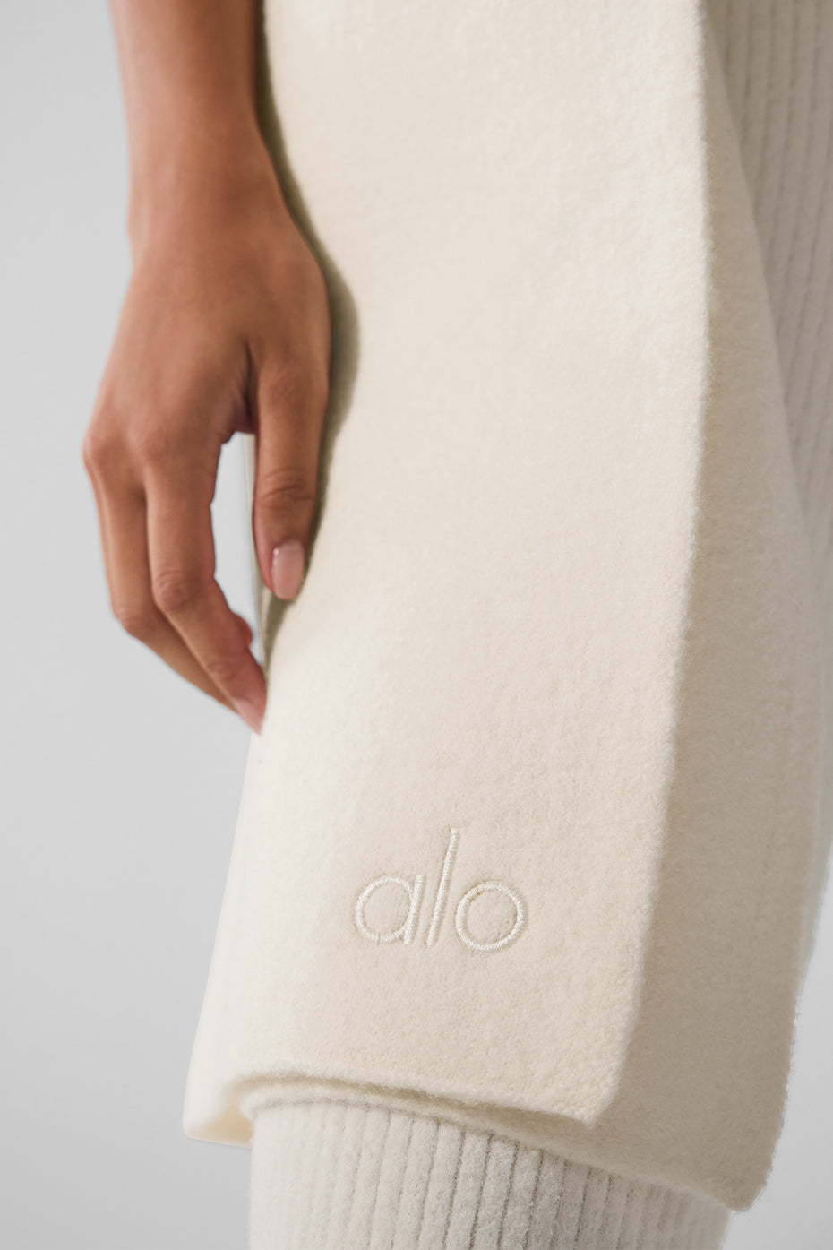 Merino Wool Oversized Scarf — Ivory