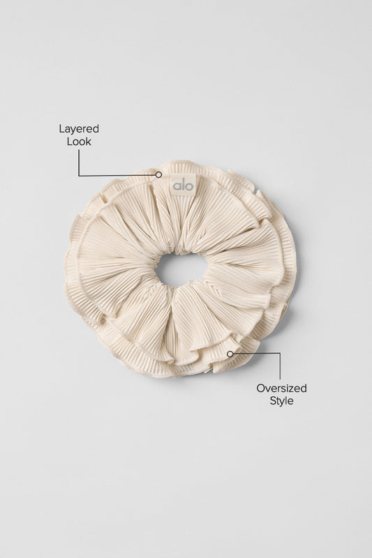 Micro Plisse Oversize Scrunchie — Oat Milk