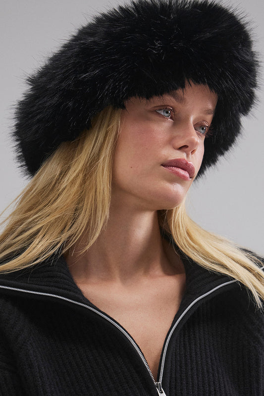 Courchevel Cashmere Faux Fur Beanie — Black