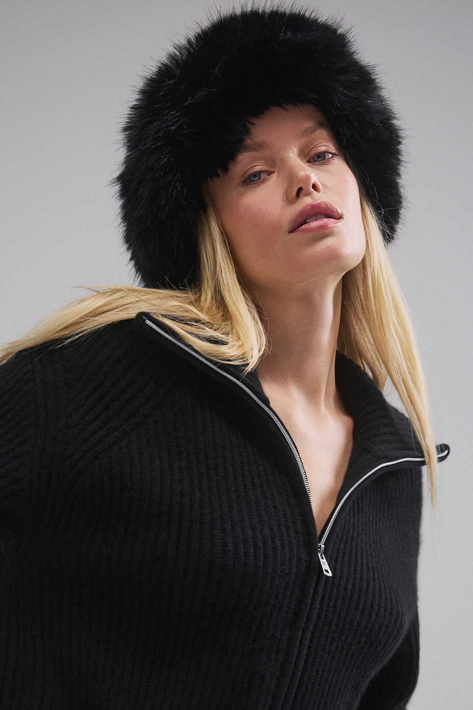 Courchevel Cashmere Faux Fur Beanie — Black