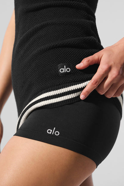 Sheer Glow Boyshort — Black