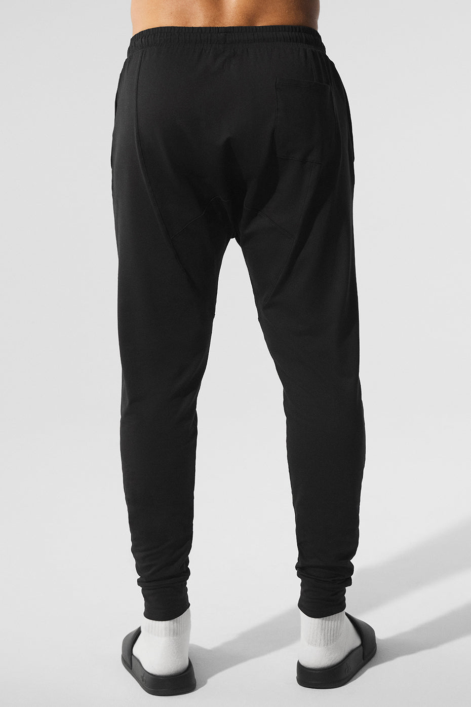 Conquer Revitalize Pant — Black