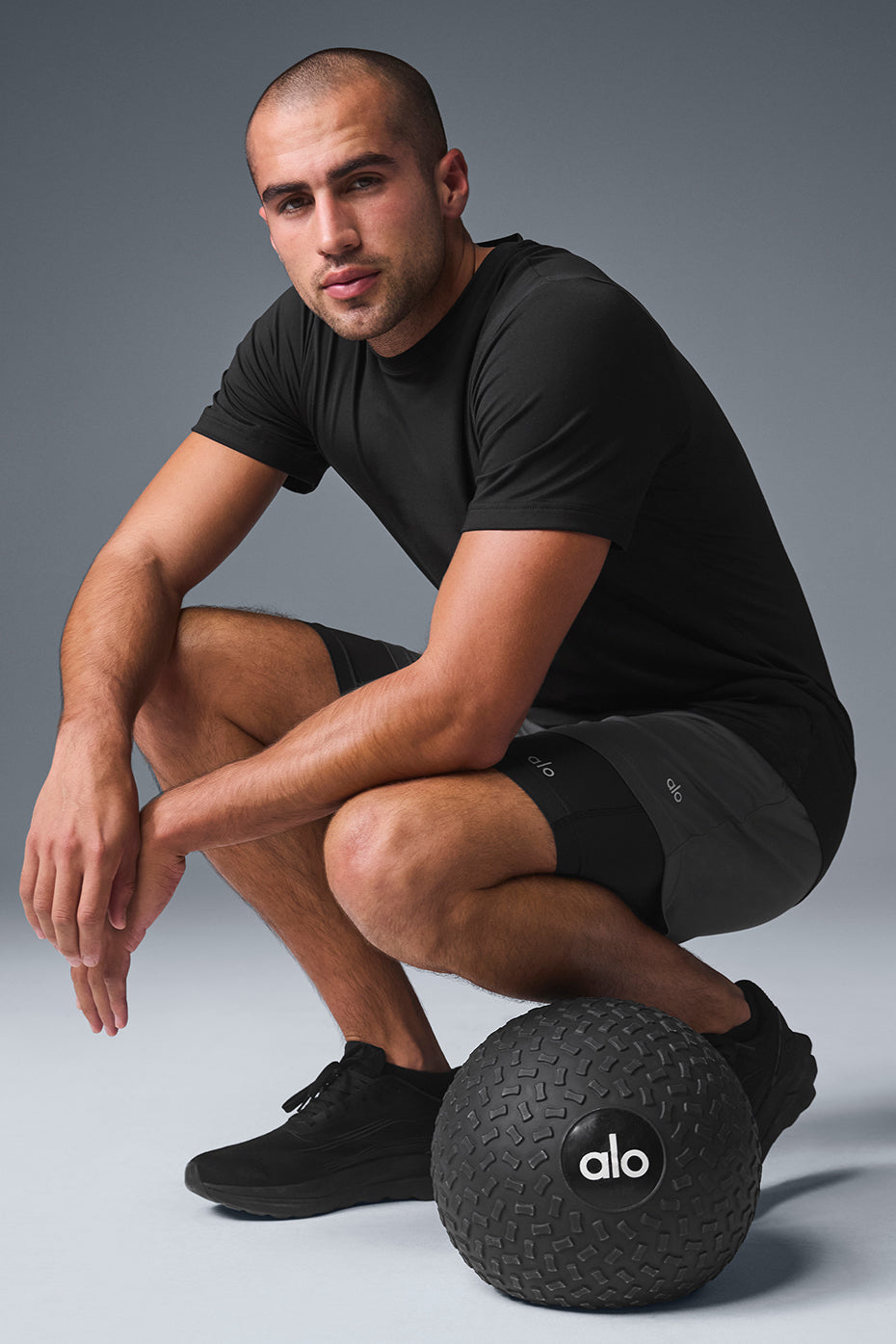 Conquer Reform Crewneck Shorts‑Sleeve — Black