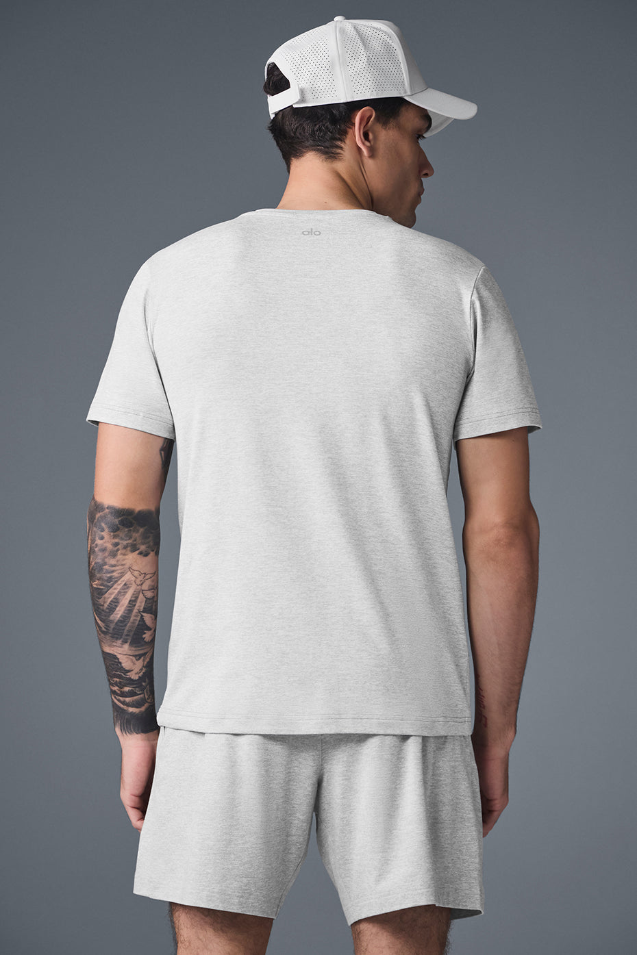 Conquer Reform Crewneck Shorts‑Sleeve — Athletic Heather Grey
