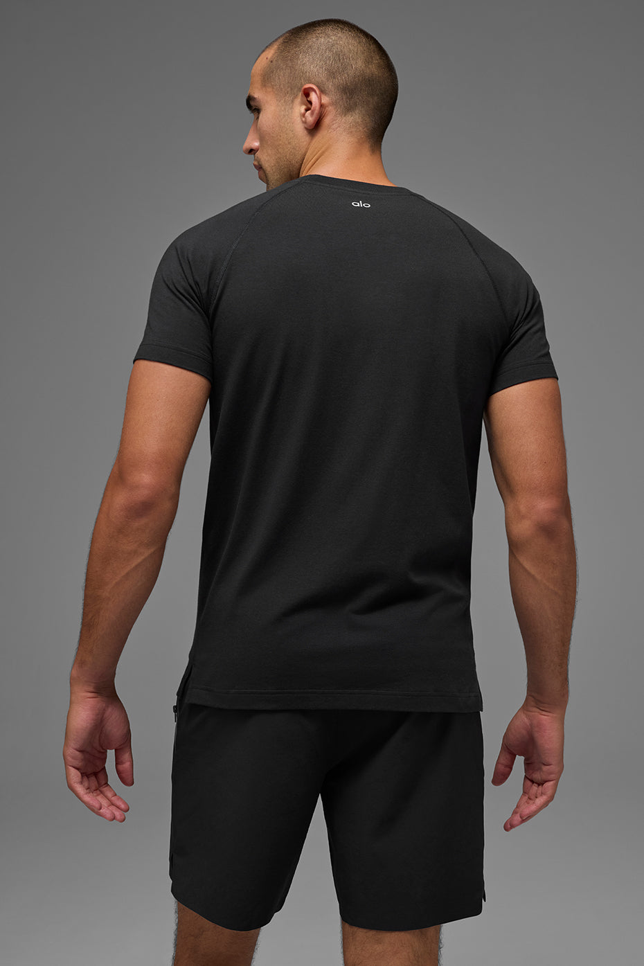 Vapor Crewneck Shorts‑Sleeve — Black