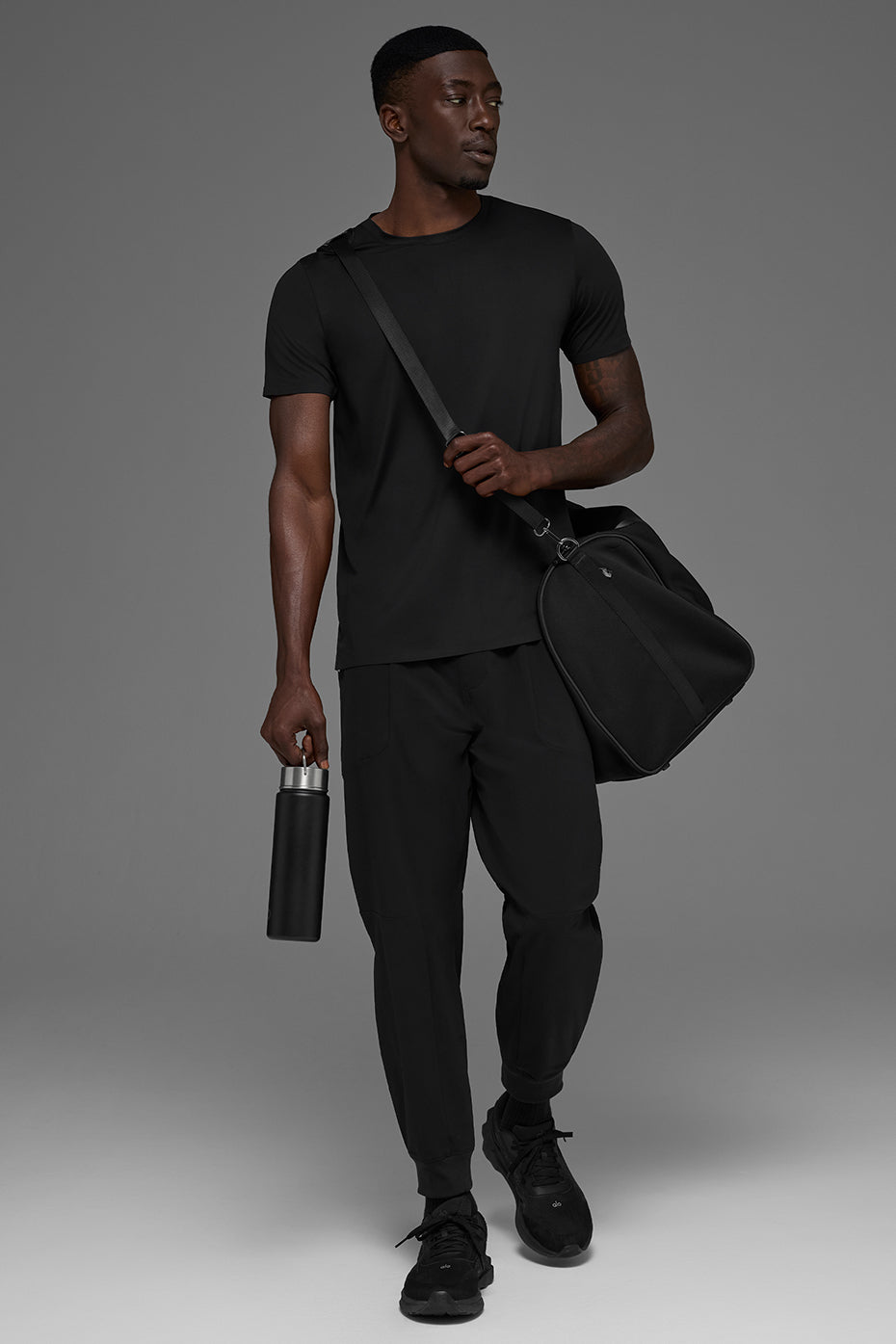 Idol Crewneck Shorts‑Sleeve — Black
