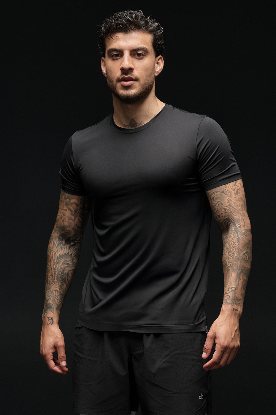 Idol Crewneck Shorts‑Sleeve — Black