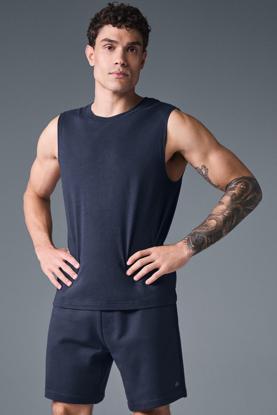 The Triumph Muscle Tank Top — Navy