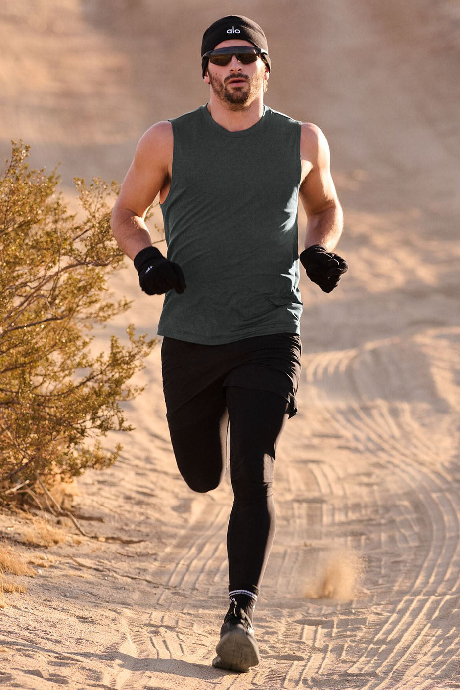Conquer Muscle Tank Top — Charcoal Green Heather