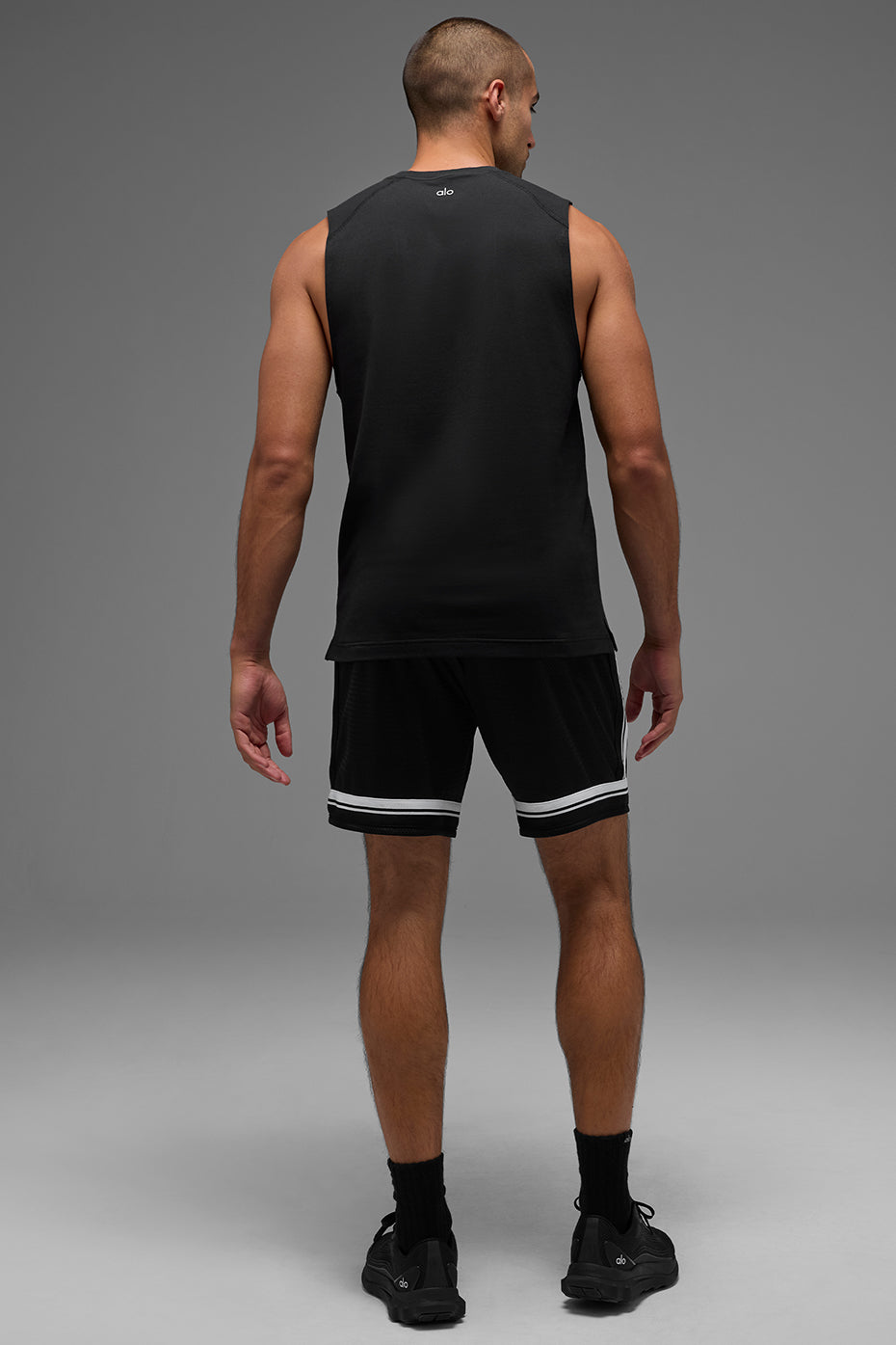 Vapor Muscle Tank Top — Black