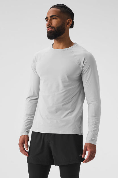 Idol Long‑Sleeve Performance Tee — Titanium
