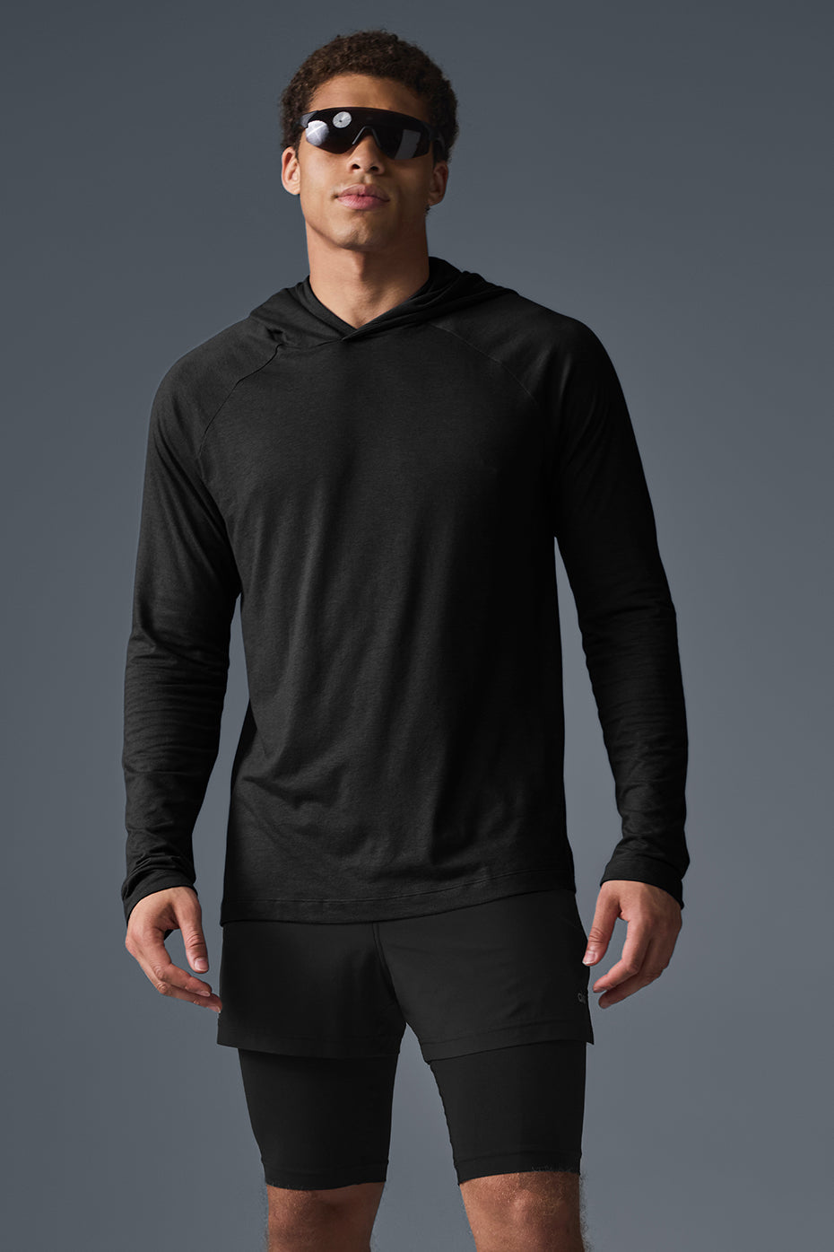 Core Hooded Runner — Black