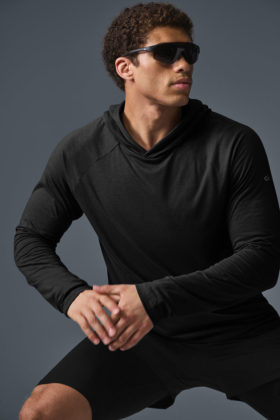 Core Hooded Runner — Black