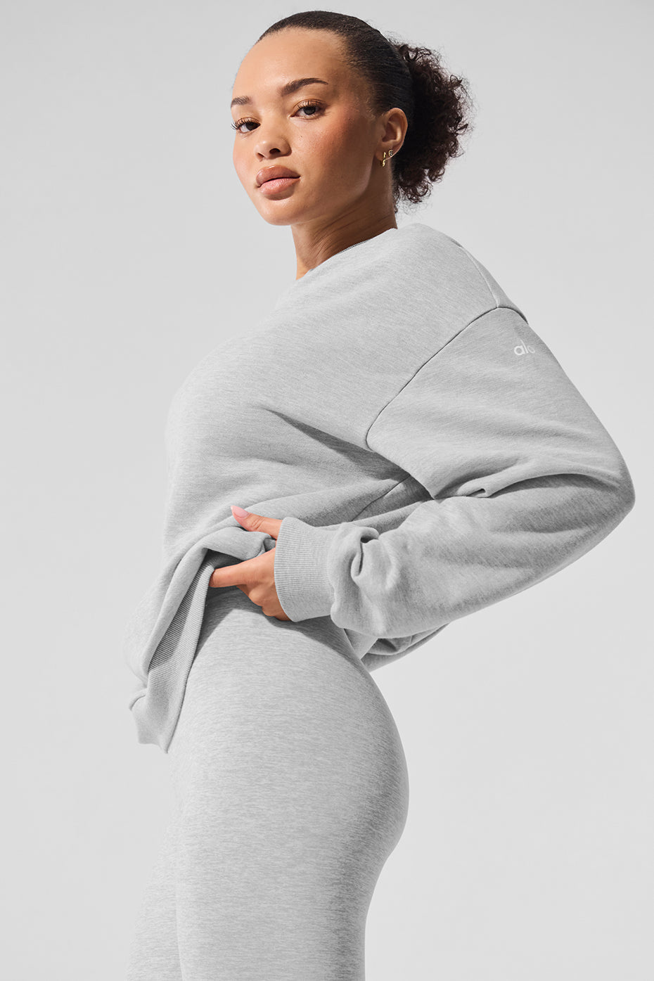 Chill Crew Neck Crew Sweatshirt — Athletic Heather Grey