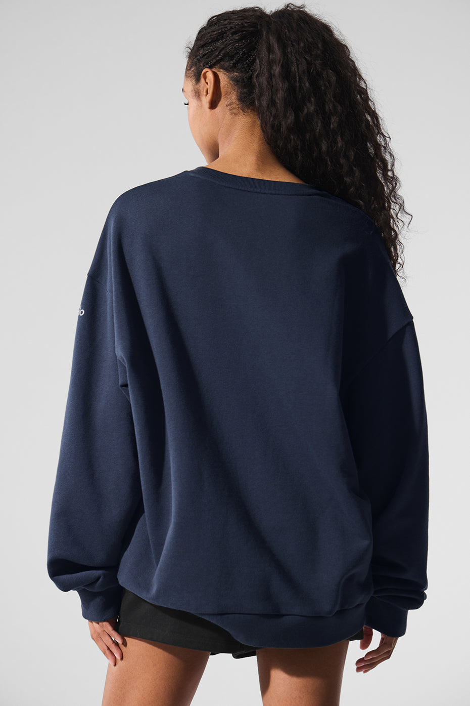 Chill Crew Neck Crew Sweatshirt — Navy