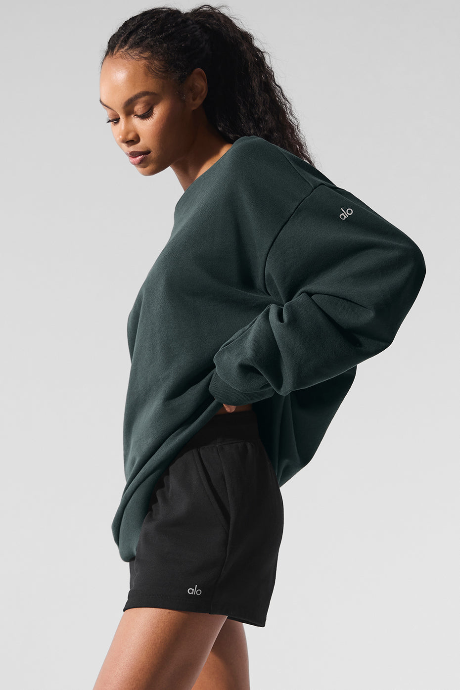 Chill Crew Neck Crew Sweatshirt — Charcoal Green