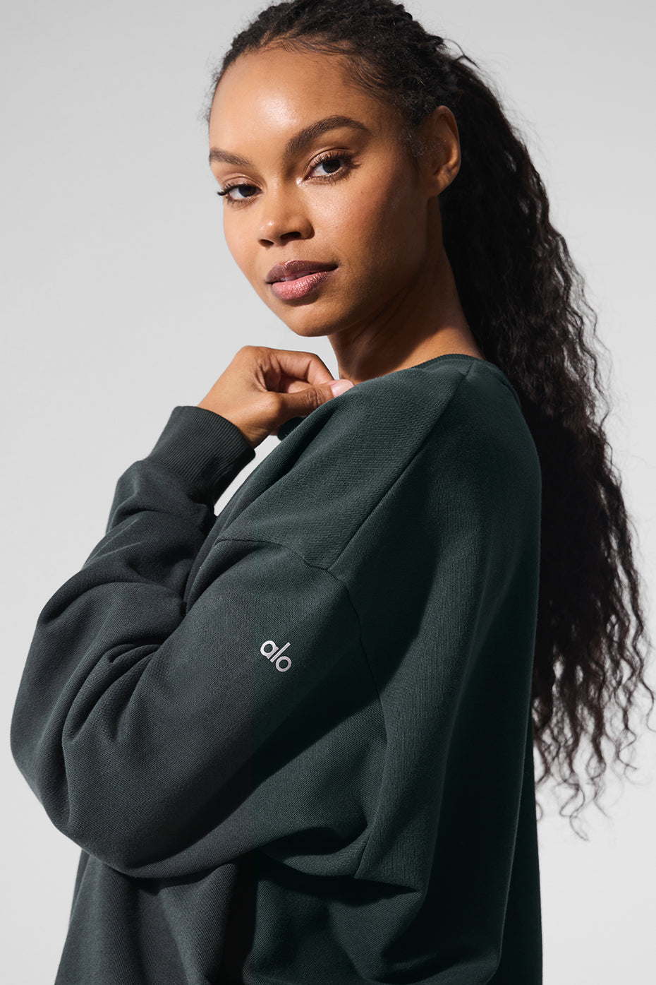 Chill Crew Neck Crew Sweatshirt — Charcoal Green