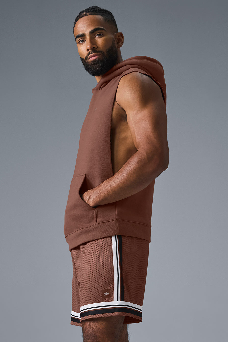 Renown Sleeveless Hooded Sweatshirt — Chestnut