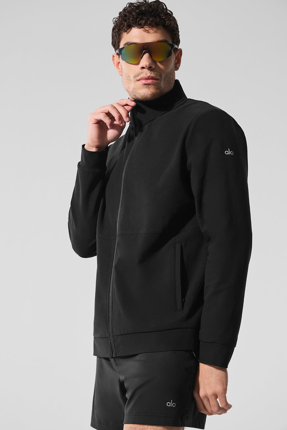 Conquer Max Mock Neck Full Zip — Black