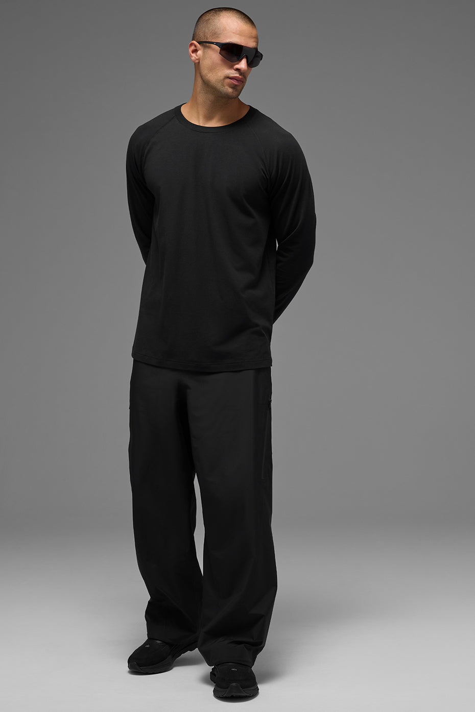 Vapor Crewneck Long‑Sleeve — Black