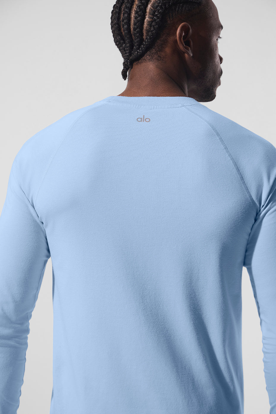 Vapor Crewneck Long‑Sleeve — Seashell Blue