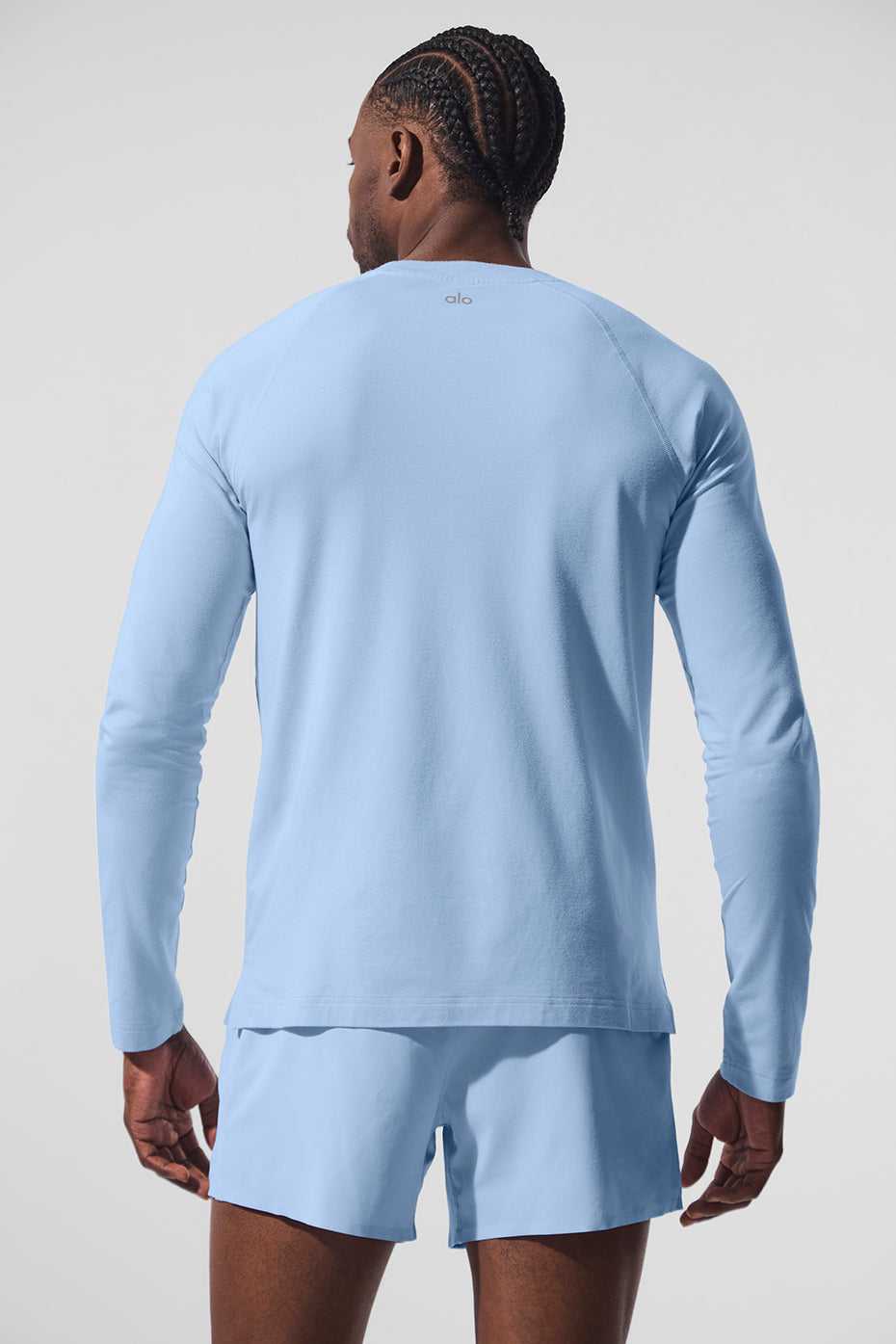 Vapor Crewneck Long‑Sleeve — Seashell Blue