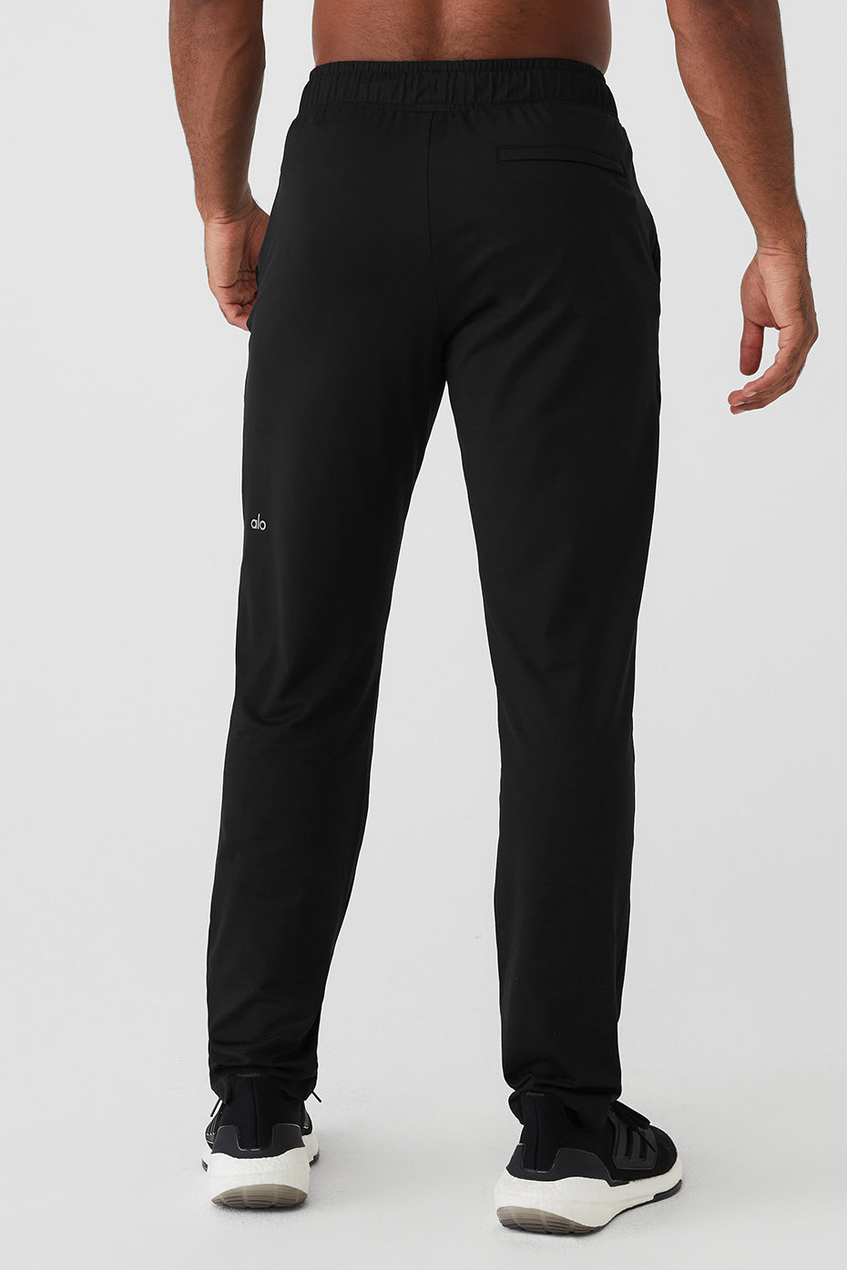 Conquer Pulse Pant — Black