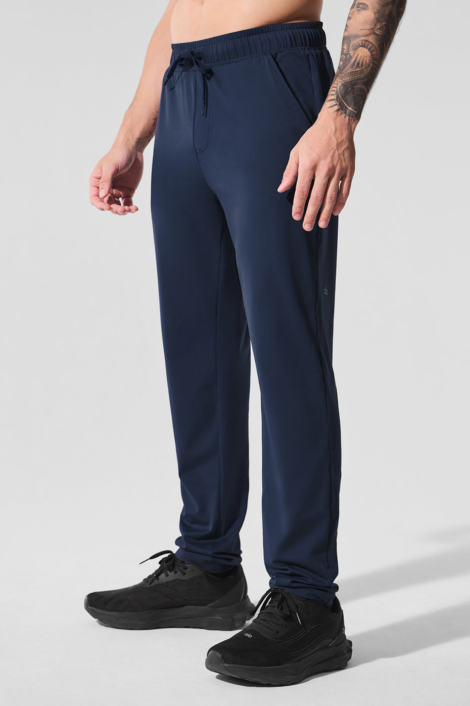 Conquer Pulse Pant — Navy