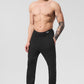Conquer React Performance Pant — Black