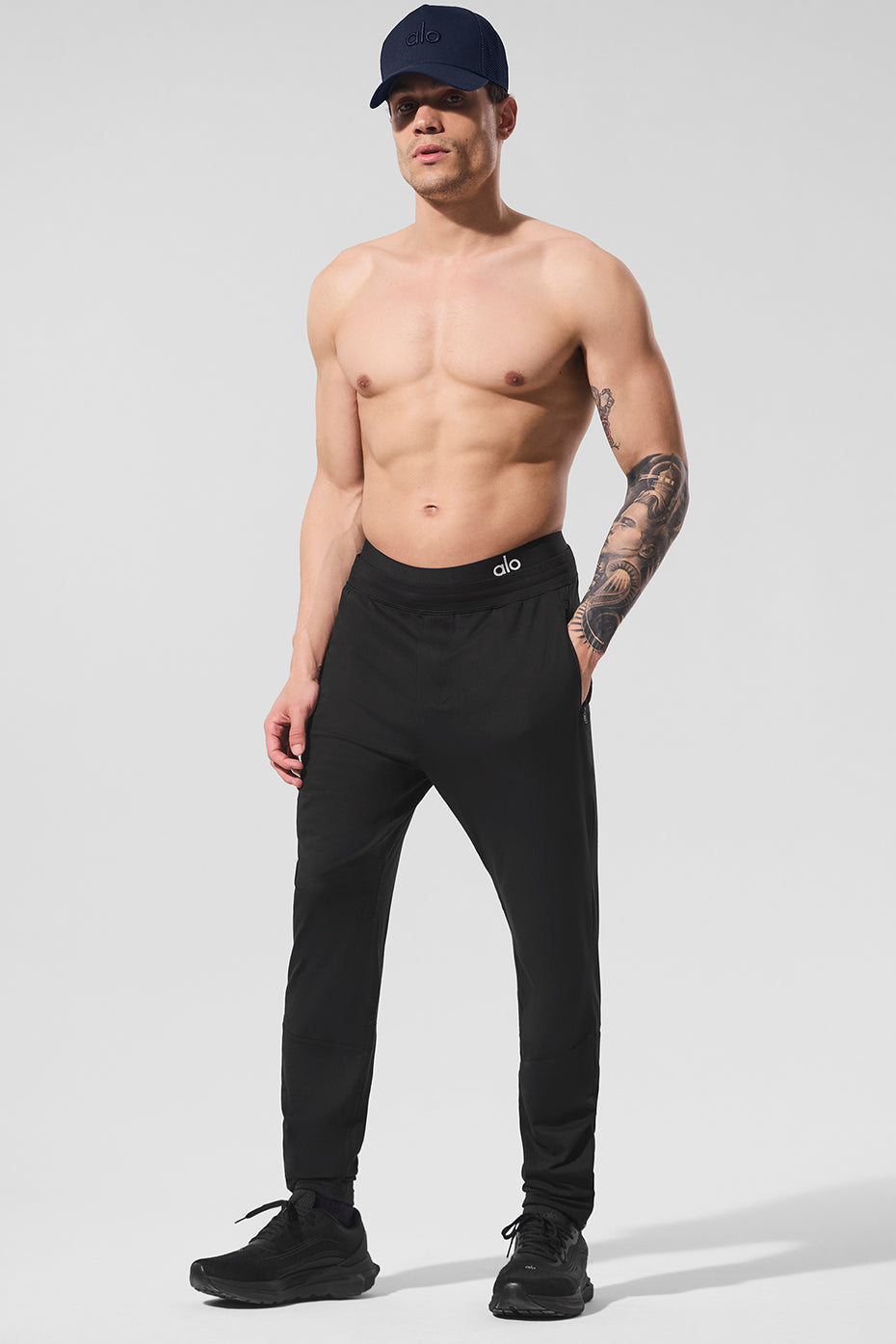 Conquer React Performance Pant — Black
