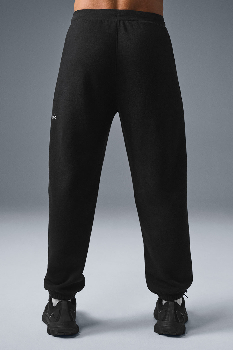 Triumph Restore Joggers — Black