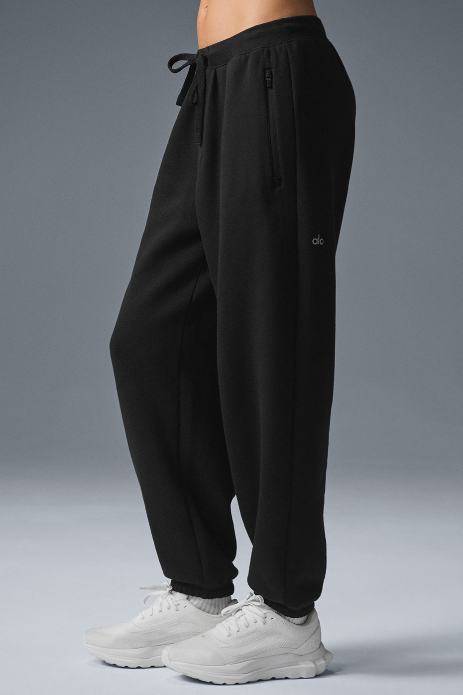 Triumph Restore Joggers — Black