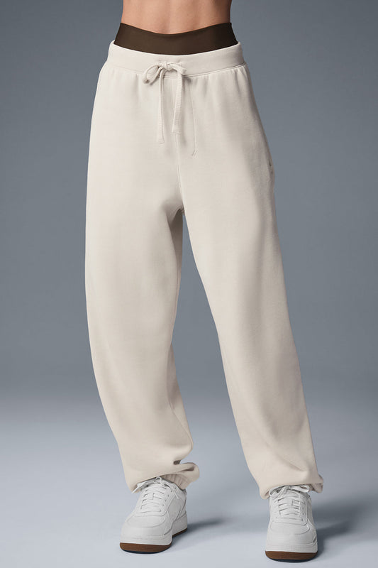 Triumph Restore Joggers — Bone