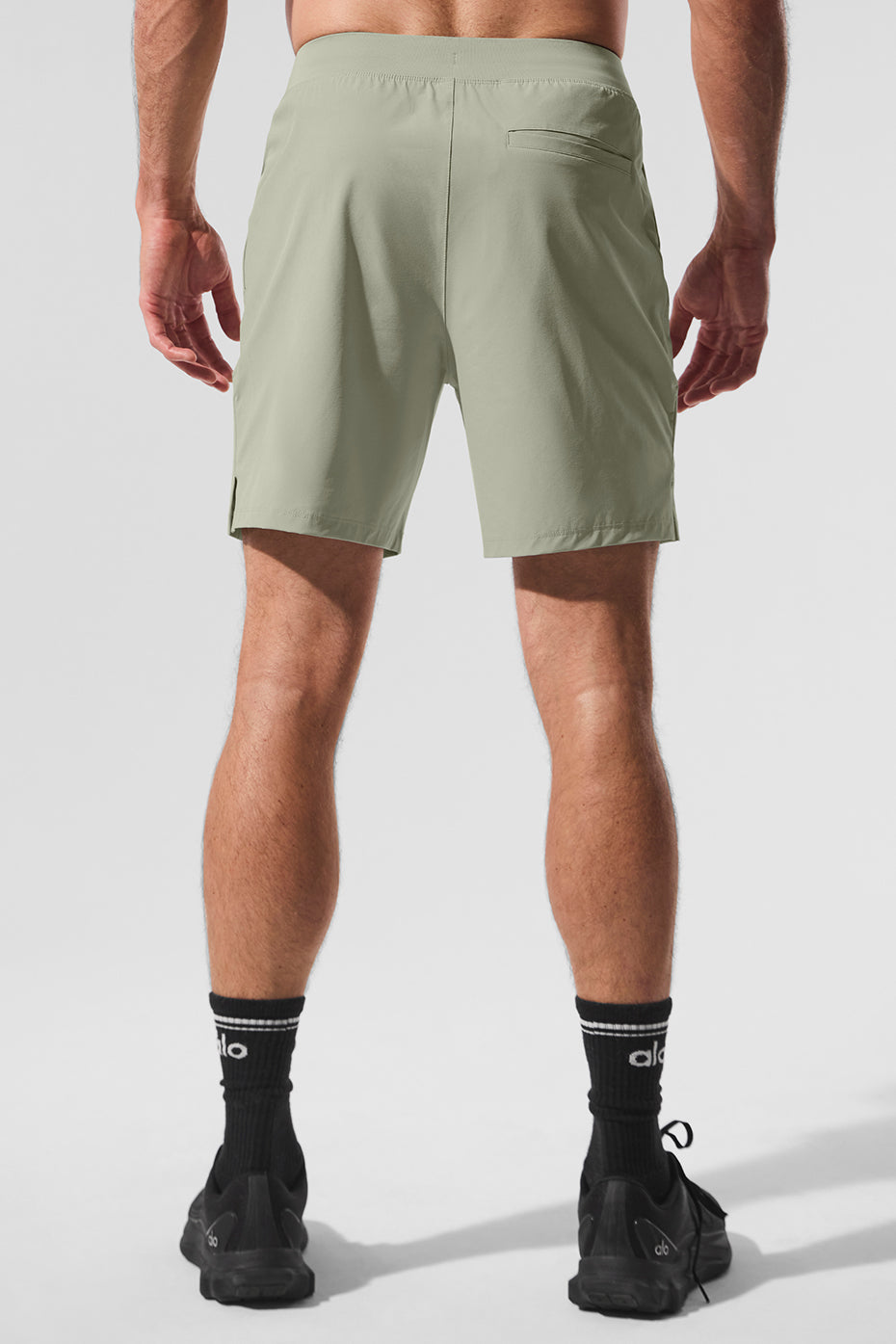 7" Repetition Shorts — Limestone