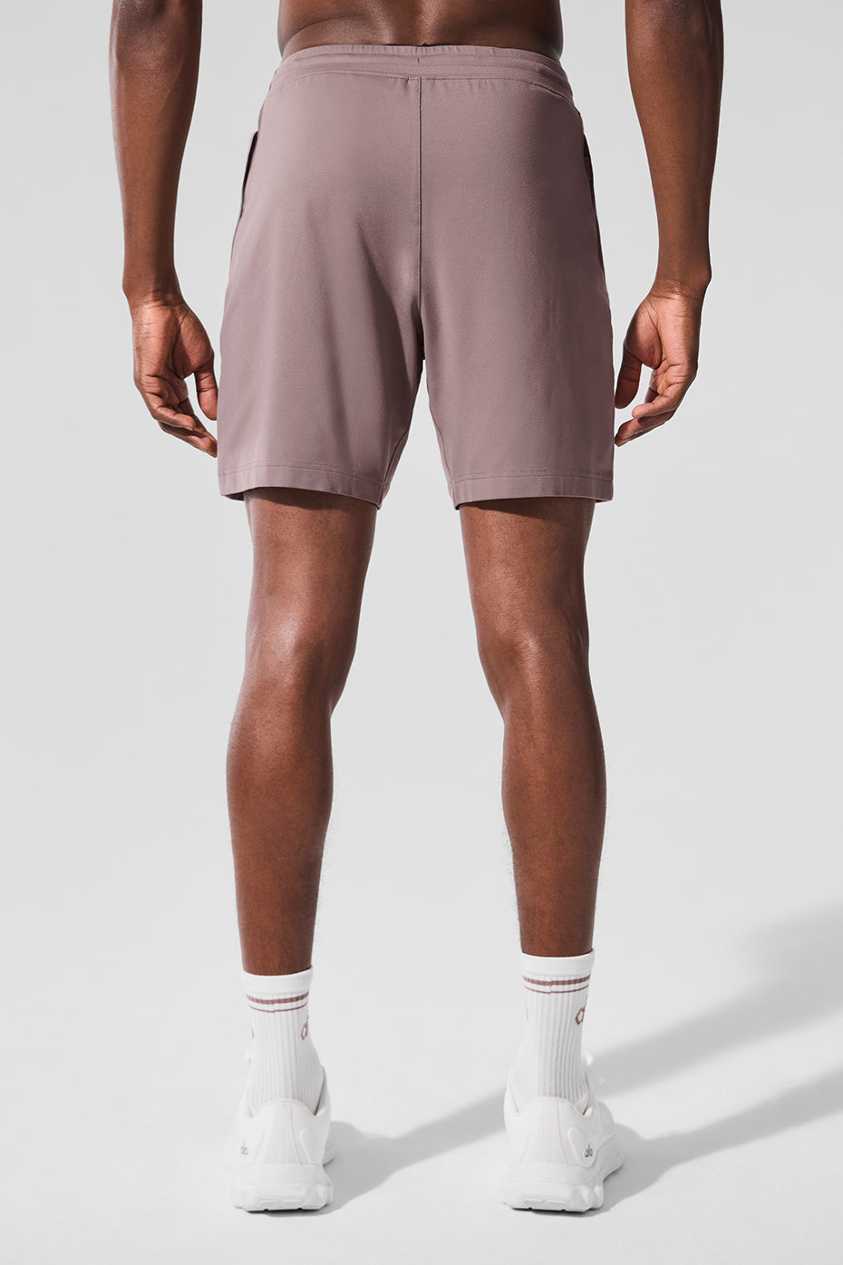 7" Conquer React Performance Shorts — Mushroom