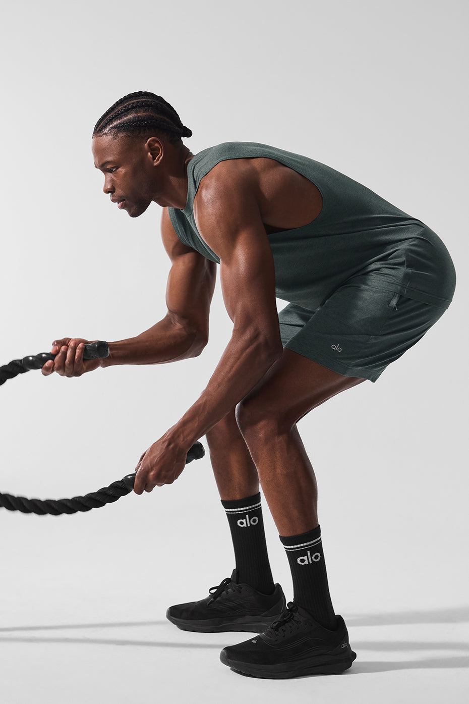 7" Conquer React Performance Shorts — Charcoal Green Heather