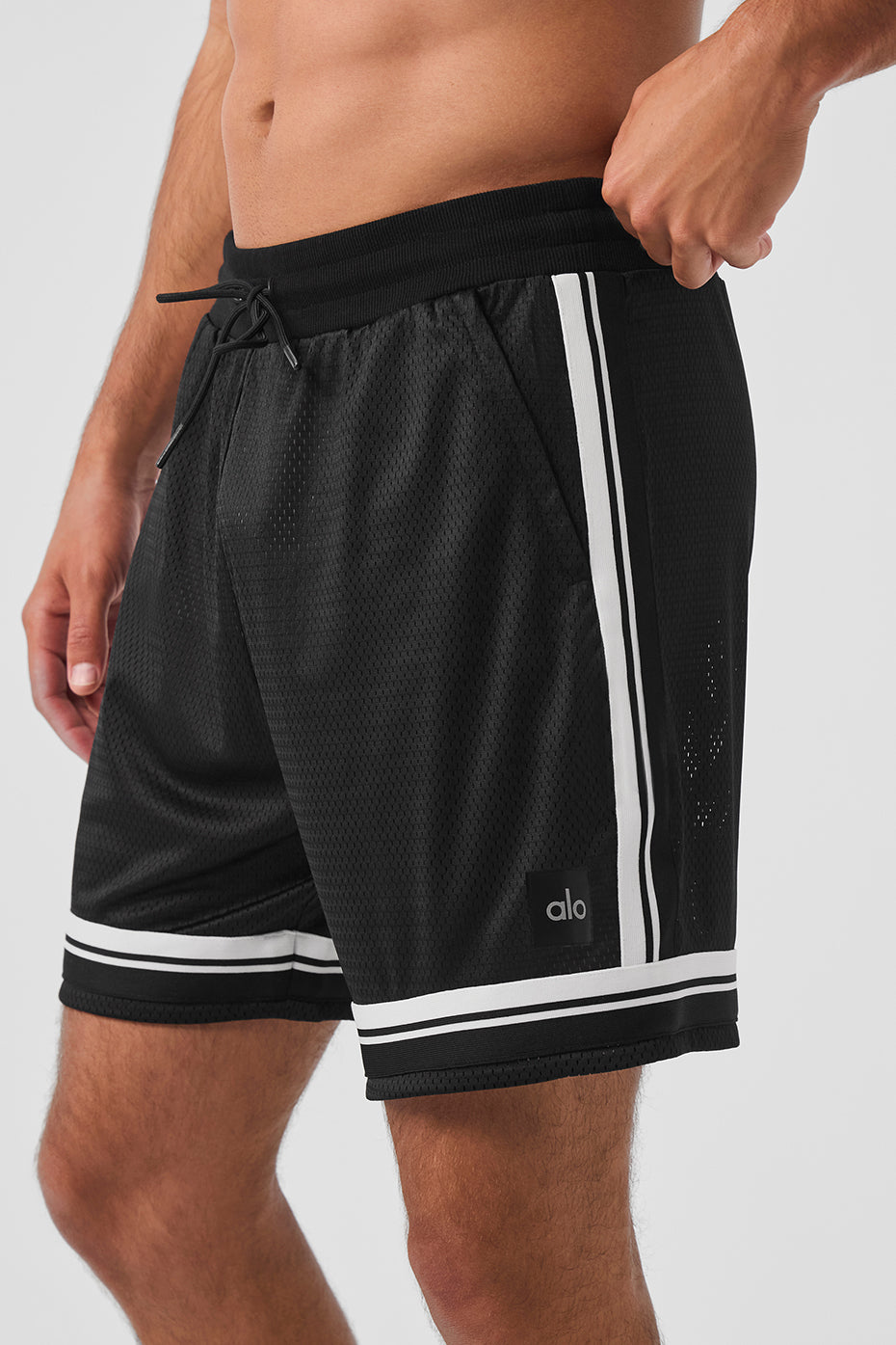 7" Key Mesh Basketball Shorts — Black