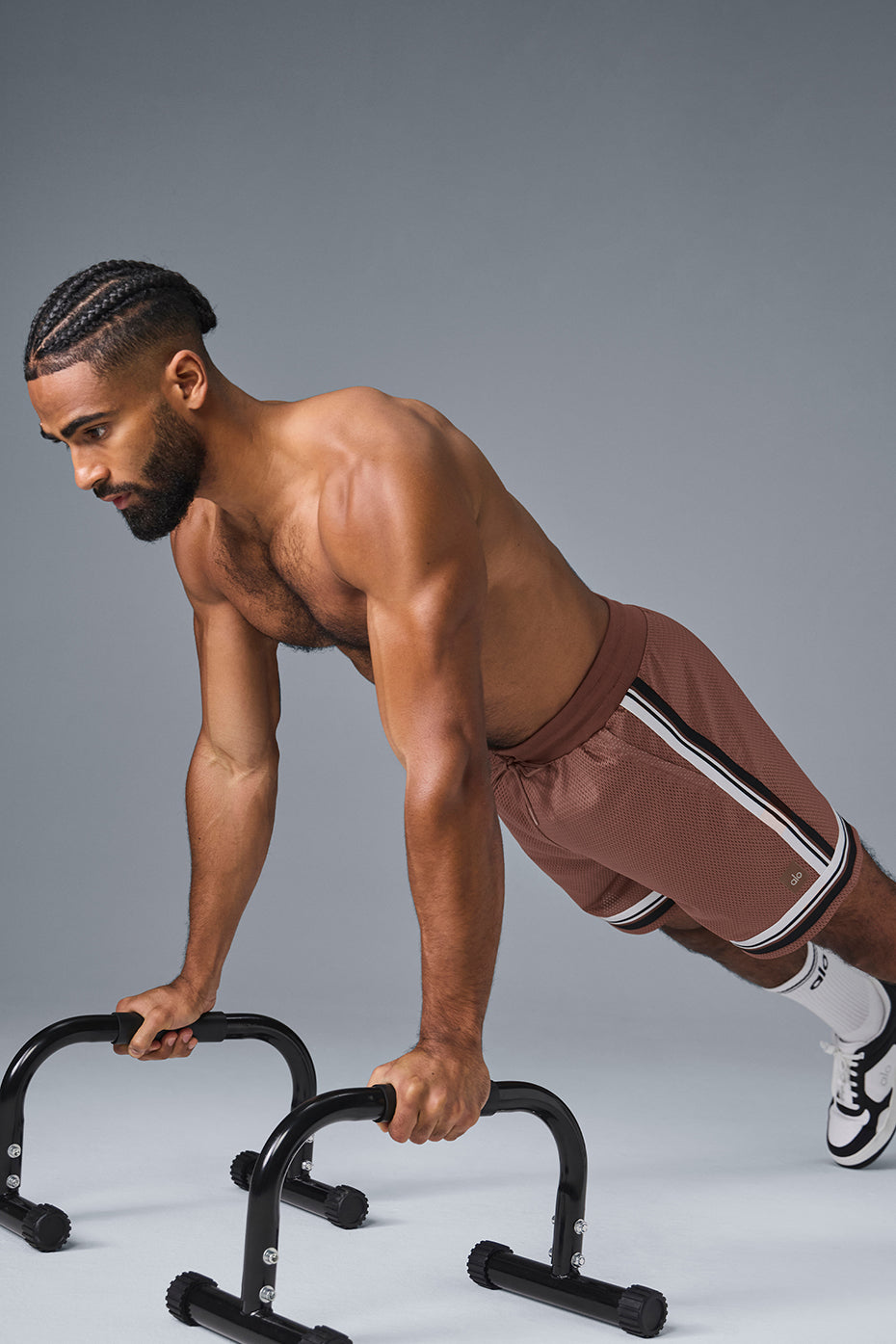 7" Key Mesh Basketball Shorts — Chestnut