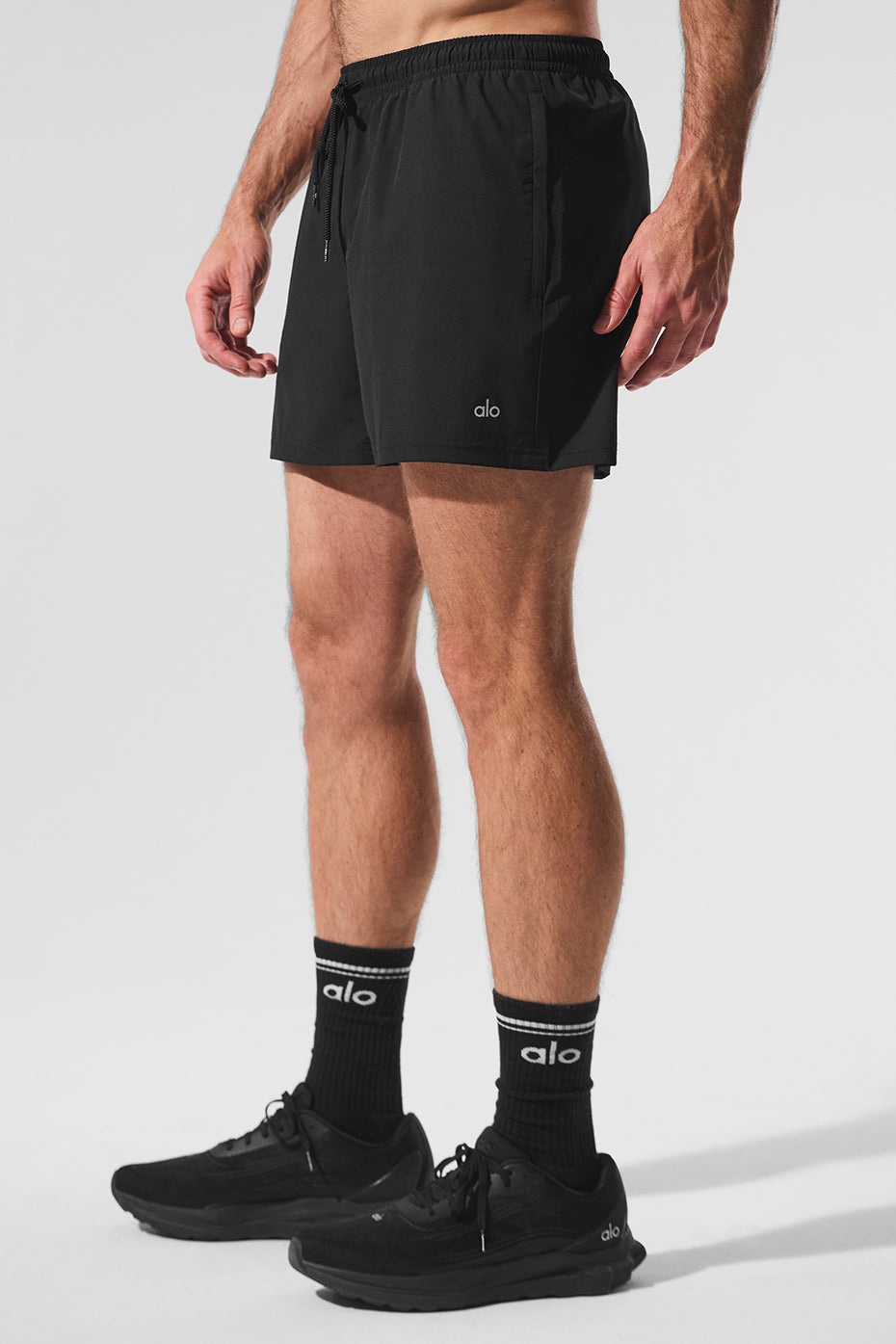 5" Circuit Shorts — Black