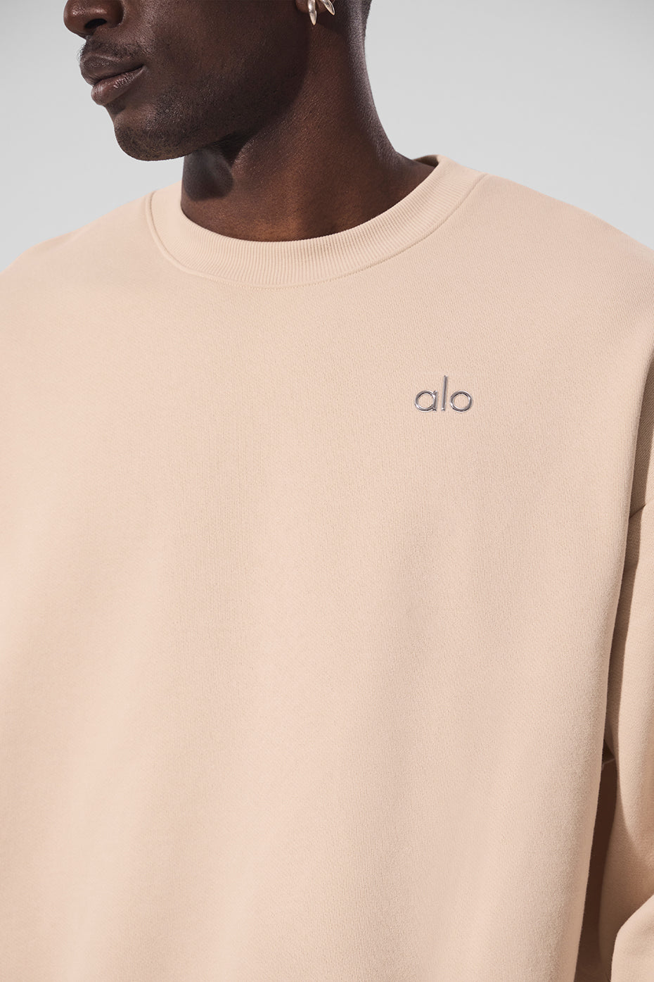 Accolade Crew Neck Crew Sweatshirt — Macadamia