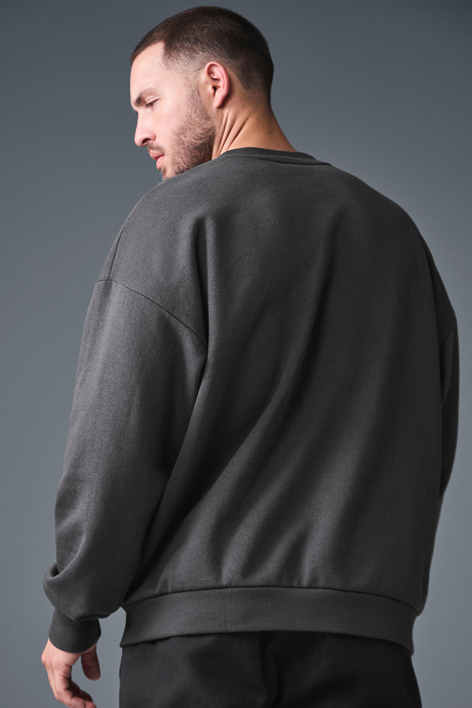 Accolade Crew Neck Crew Sweatshirt — Anthracite