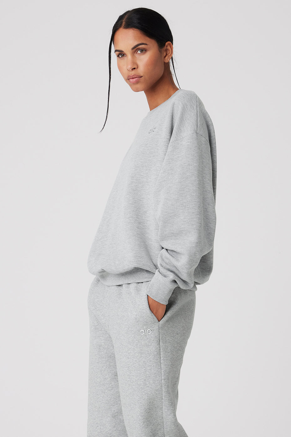 Accolade Crew Neck Crew Sweatshirt — Athletic Heather Grey