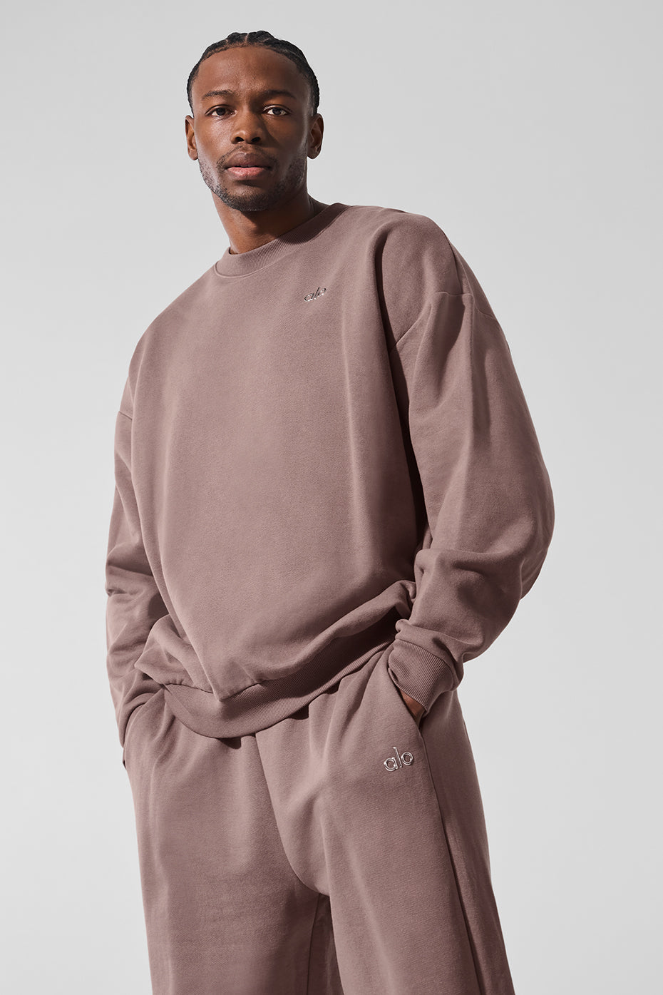 Accolade Crew Neck Crew Sweatshirt — Mushroom