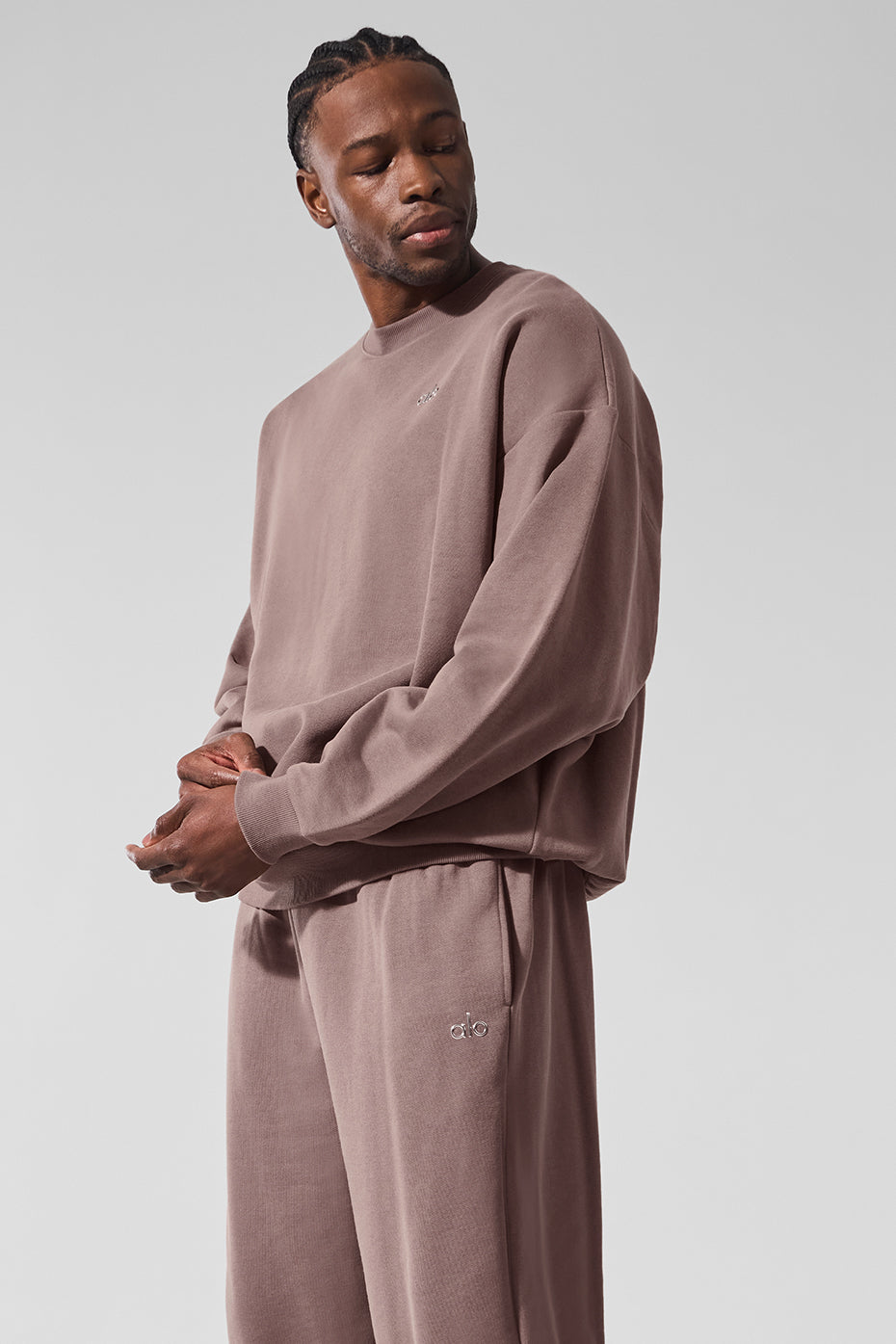 Accolade Crew Neck Crew Sweatshirt — Mushroom