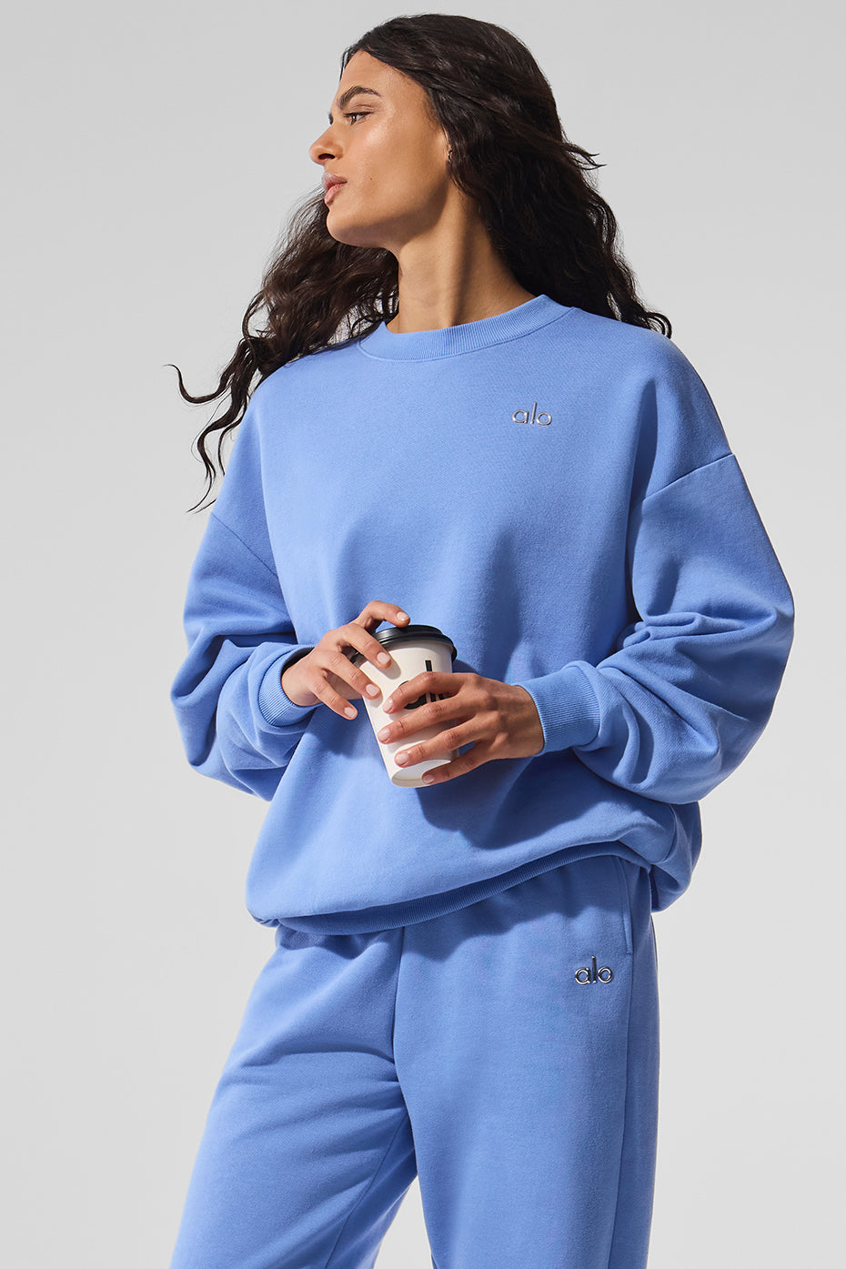 Accolade Crew Neck Crew Sweatshirt — Crystal Clear Blue